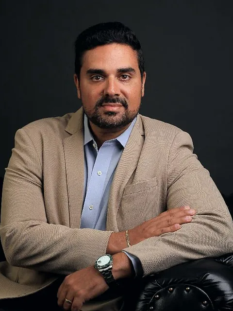 Dr. Leonardo Barcelos, cirurgião plástico membro da SBCP